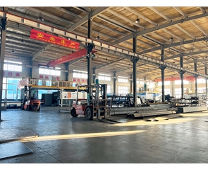 工廠(chǎng)車(chē)間